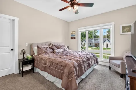 8682 Pebblestone Lane Bowling Green KY 42122