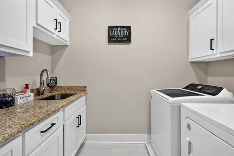 8682 Pebblestone Lane Bowling Green KY 42122