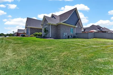 8682 Pebblestone Lane Bowling Green KY 42122