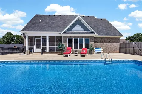 8682 Pebblestone Lane Bowling Green KY 42122
