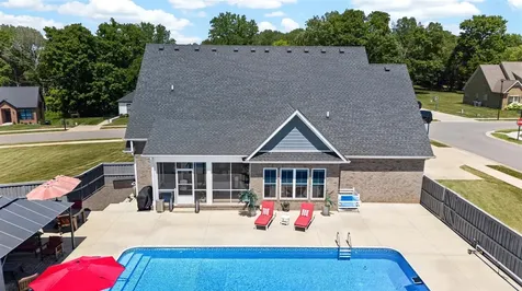 8682 Pebblestone Lane Bowling Green KY 42122