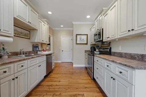 645 Hunts Bend Road Bowling Green KY 42103