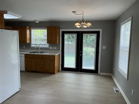 3519 Cave Springs Avenue Bowling Green KY 42104