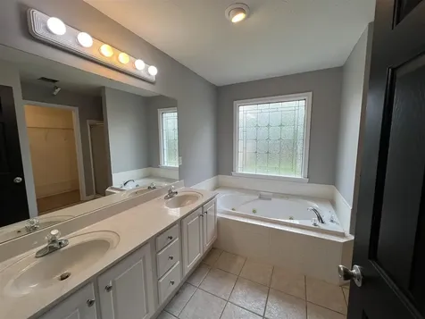 3519 Cave Springs Avenue Bowling Green KY 42104