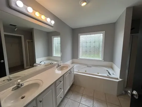 3519 Cave Springs Avenue Bowling Green KY 42104