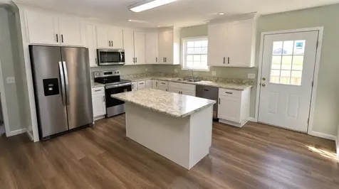 4343 Coral Hill Road Glasgow KY 42141