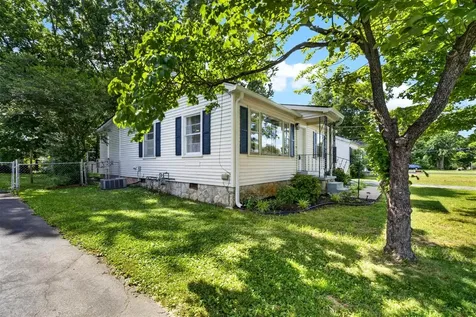 1556 Virginia Drive Bowling Green KY 42101