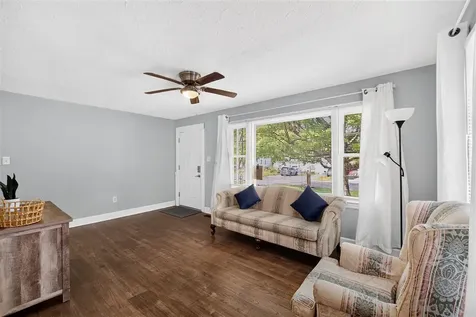 1556 Virginia Drive Bowling Green KY 42101