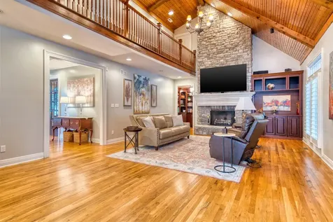 1545 Shady Ridge Court Bowling Green KY 42104