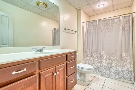 1545 Shady Ridge Court Bowling Green KY 42104