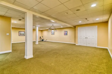1545 Shady Ridge Court Bowling Green KY 42104