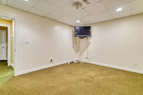 1545 Shady Ridge Court Bowling Green KY 42104
