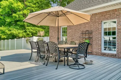 1545 Shady Ridge Court Bowling Green KY 42104