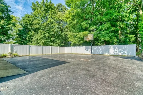 1545 Shady Ridge Court Bowling Green KY 42104