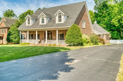 1545 Shady Ridge Court Bowling Green KY 42104