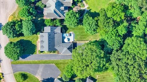 1545 Shady Ridge Court Bowling Green KY 42104