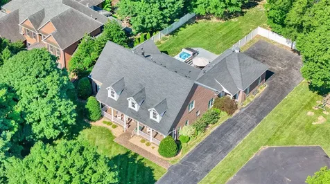 1545 Shady Ridge Court Bowling Green KY 42104
