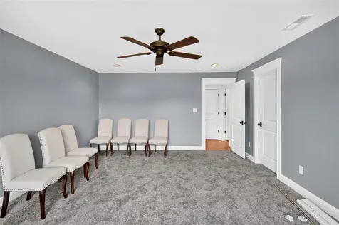 8408 Cemetery Road Bowling Green KY 42103