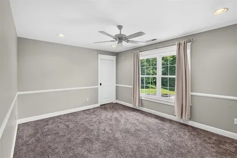 8408 Cemetery Road Bowling Green KY 42103