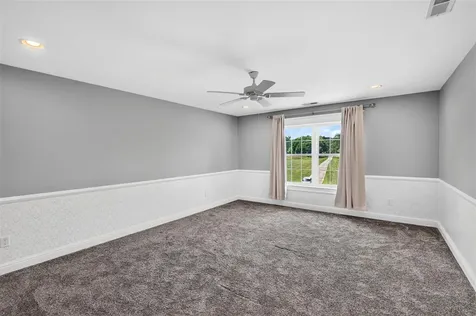 8408 Cemetery Road Bowling Green KY 42103