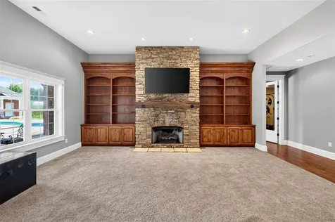 8408 Cemetery Road Bowling Green KY 42103