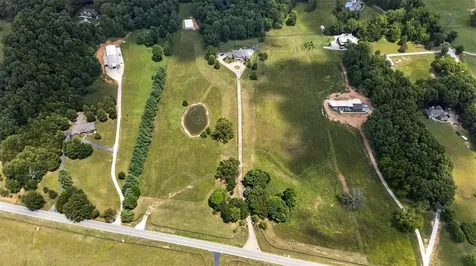 8408 Cemetery Road Bowling Green KY 42103