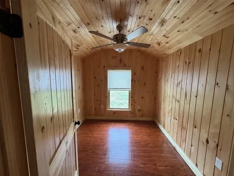 2335 Dog Walk Road Horse Branch KY 42349