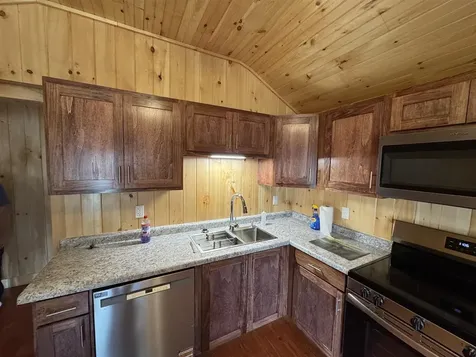 2335 Dog Walk Road Horse Branch KY 42349