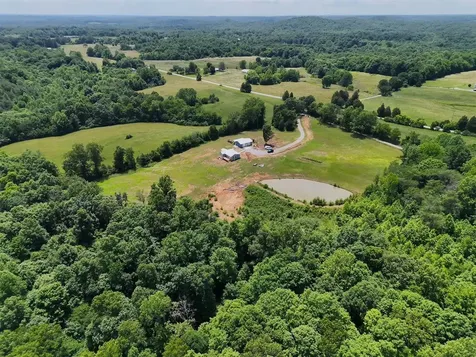 2335 Dog Walk Road Horse Branch KY 42349