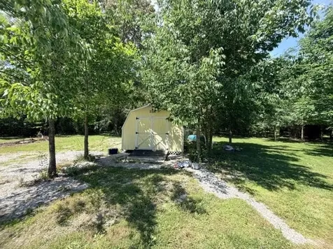 134 Scarbrough Lane Auburn KY 42206