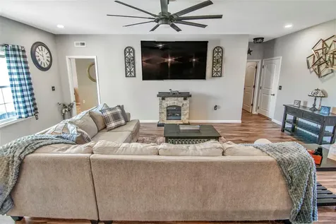 4378 Lewisburg Road Russellville KY 42276