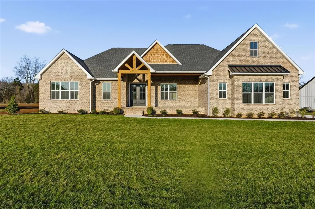 1728 Hazel Farms Lane Bowling Green KY 42103