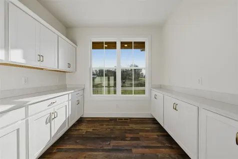 1728 Hazel Farms Lane Bowling Green KY 42103