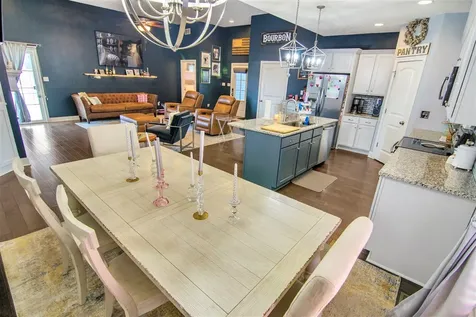 7034 Stone Meade Court Bowling Green KY 42101