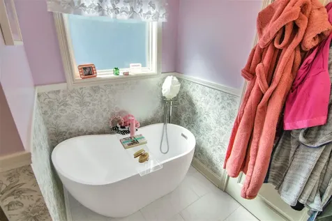 7034 Stone Meade Court Bowling Green KY 42101