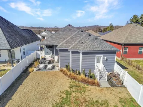 7034 Stone Meade Court Bowling Green KY 42101
