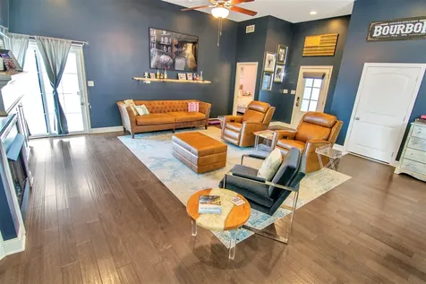7034 Stone Meade Court Bowling Green KY 42101