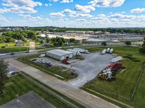 855 Beauty Avenue Bowling Green KY 42101