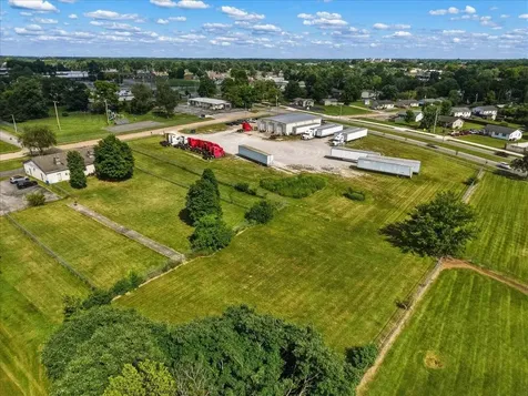 855 Beauty Avenue Bowling Green KY 42101