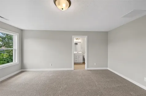 846 Anise Lane Bowling Green KY 42104