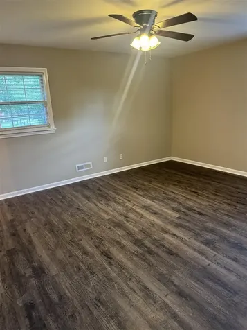 2806 Garrett Drive Bowling Green KY 42104