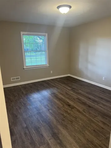 2806 Garrett Drive Bowling Green KY 42104