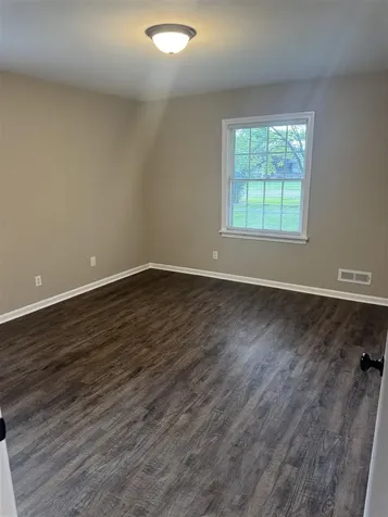 2806 Garrett Drive Bowling Green KY 42104