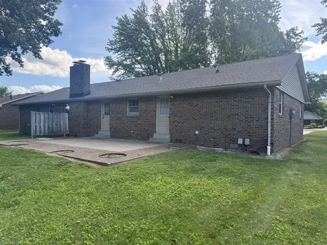 2806 Garrett Drive Bowling Green KY 42104