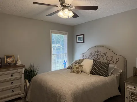 123 Sutters Mill Court Bowling Green KY 42104