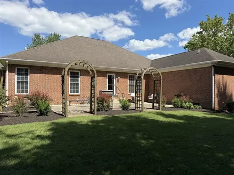 123 Sutters Mill Court Bowling Green KY 42104