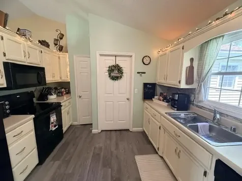 158 Phelps Way Bowling Green KY 42104