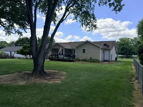 158 Phelps Way Bowling Green KY 42104