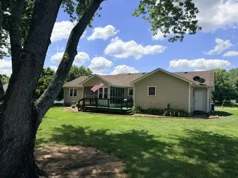 158 Phelps Way Bowling Green KY 42104