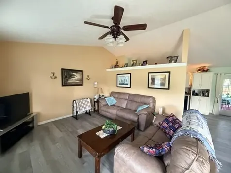 158 Phelps Way Bowling Green KY 42104